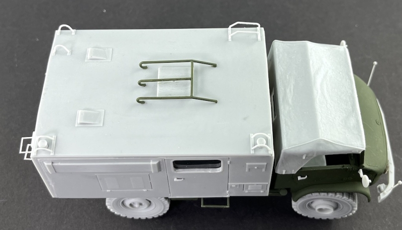 Unimog S404 Sonderkoffer